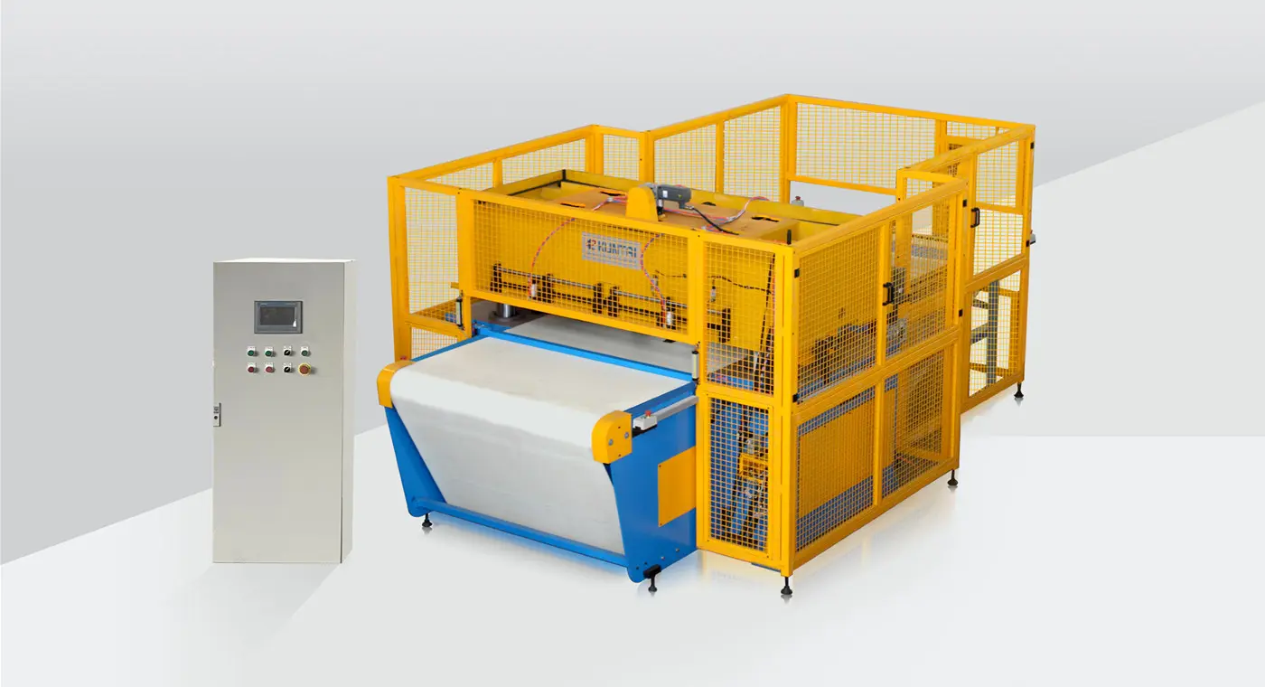 Automatic conveyor belt feeding beam press.jpg